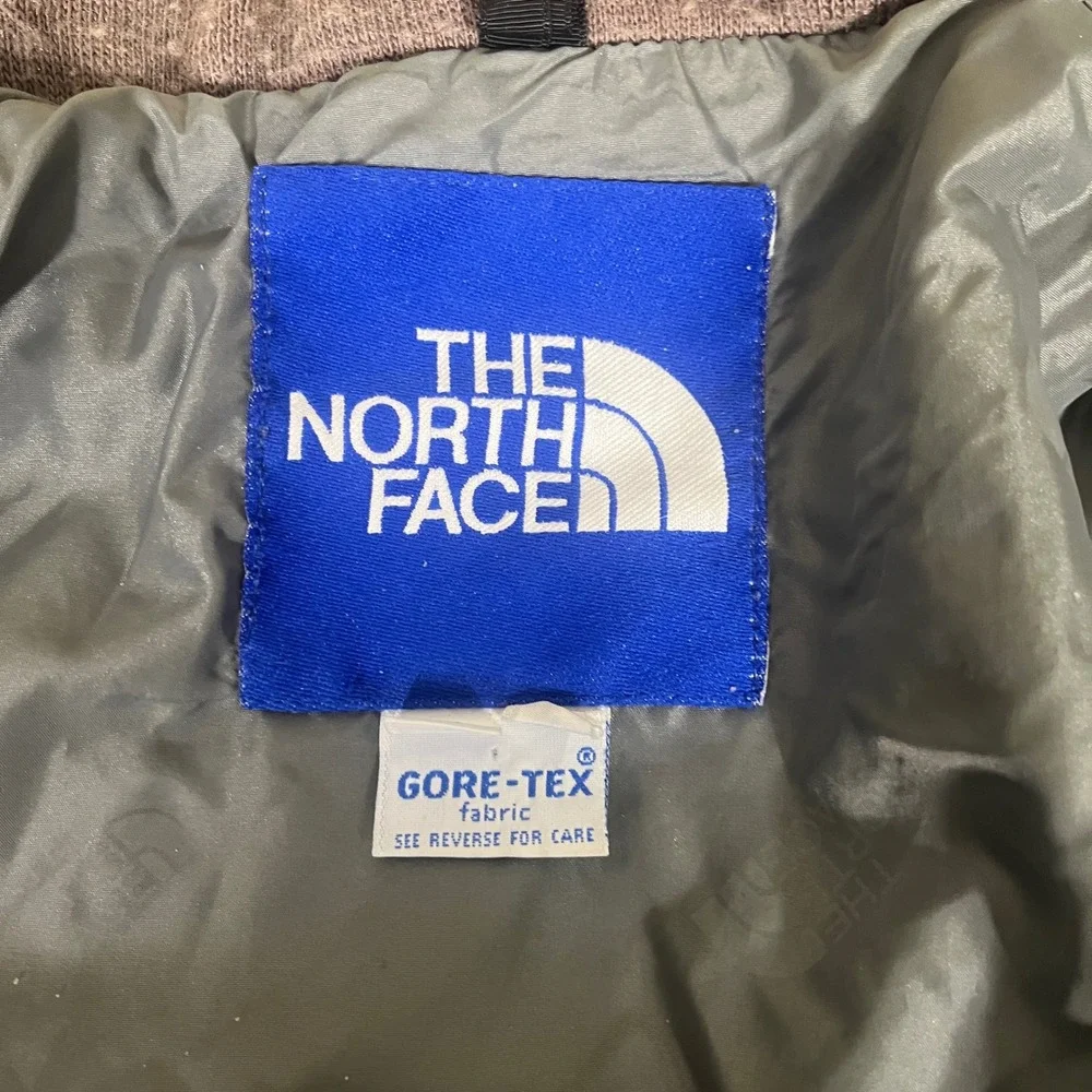The North Face Vintage Gore-Tex Mountain Jacket Navy Blue XL Made in USA AP303